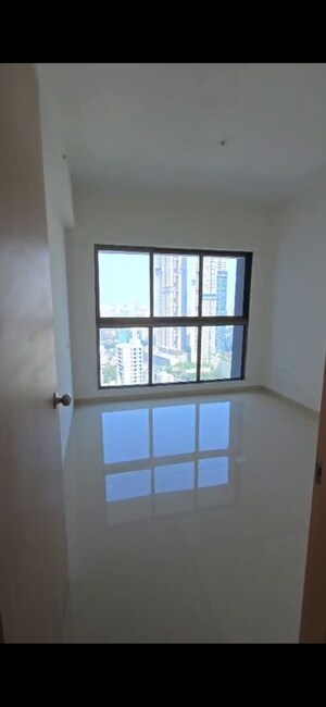 Bedroom in 2 BHK Apartment at Rajesh Raj Infinia, Malad West – for Rent