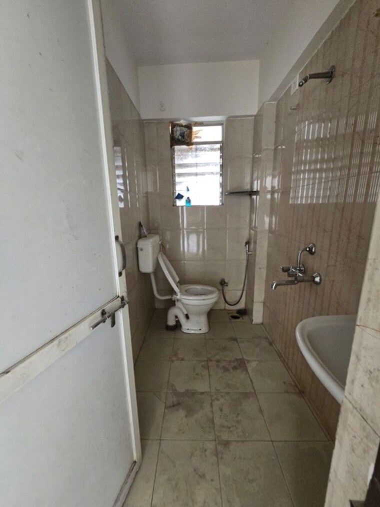Bathroom, dhayari 2 Bedroom 1105 Sq.Ft. Apartment In Dhayari Pune 10312387