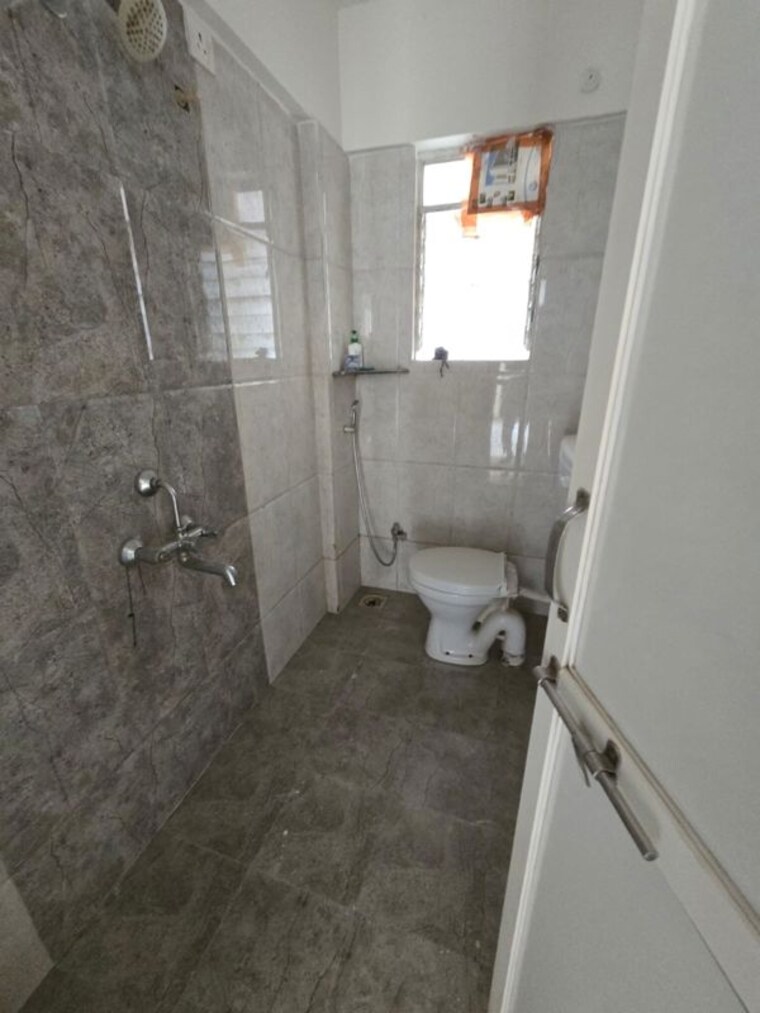 Bathroom, dhayari 2 Bedroom 1105 Sq.Ft. Apartment In Dhayari Pune 10312387