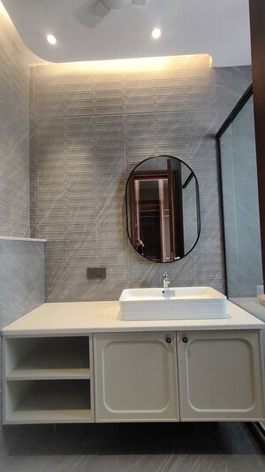 Bathroom in 3 BHK Builder Floor at Green Wood City, Sector 45 – for Sale