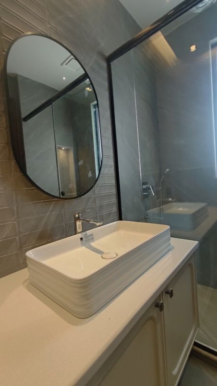 Bathroom, green-wood-city 3 Bedroom 2475 Sq.Ft. Builder Floor In Sector 45 Gurgaon 10312405