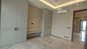 Room in 3 BHK Builder Floor at Green Wood City, Sector 45 – for Sale