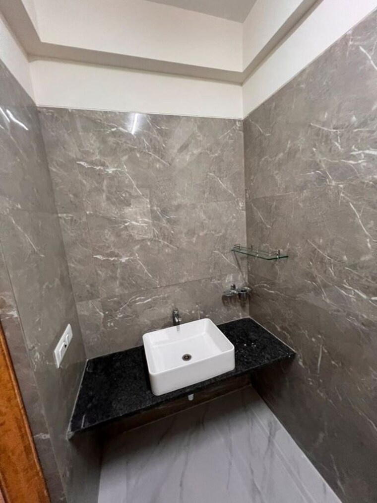 Bathroom, aristo-1515-moneco 2 Bedroom 800 Sq.Ft. Apartment In Prabhadevi Mumbai 10312417