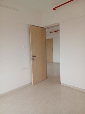 Room in 2 BHK Apartment at Parekh Celeste, Goregaon West – for Rent