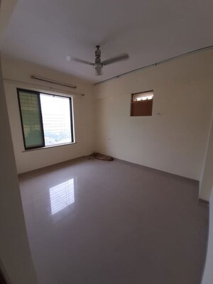 Room in 3 BHK Apartment at Hiranandani Gardens Octavius, Powai – for Rent