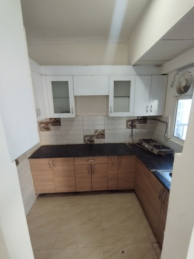 Kitchen, maxblis-grand-wellington 3 Bedroom 2050 Sq.Ft. Apartment In Sector 75 Noida 10312449
