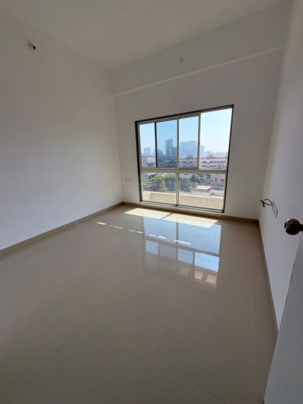 2 BHK + Extra Room Apartment For Rent in Anand Saket World