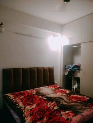 Bedroom in 3 BHK Apartment at Nimbus Express Park View - II, Chi V Greater Noida – for Rent