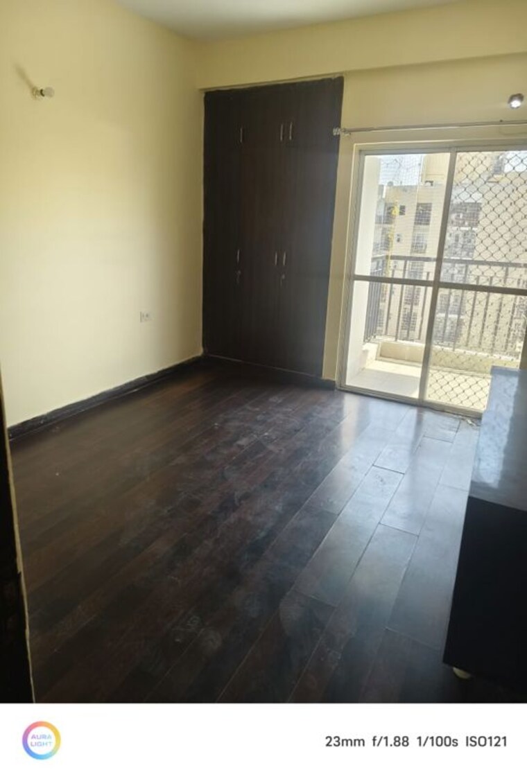 Room, aims-golf-city 2 Bedroom 1150 Sq.Ft. Apartment In Sector 75 Noida 10312446