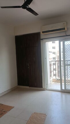 2 BHK + Study Room Apartment For Sale in Aims Golf City