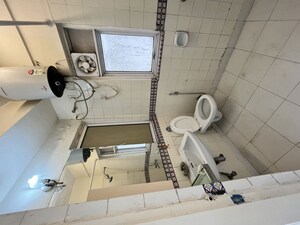 Bathroom in 2 BHK Apartment at DLF Regency Park I, Dlf Phase iv – for Rent