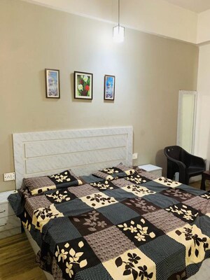 1 RK Apartment For Rent in Paramount Golf Forest Studio Apartments - OAK Towe, Zeta I Greater Noida