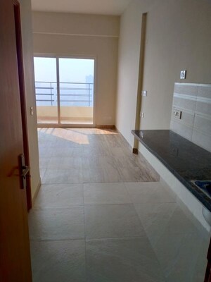 1 RK Apartment For Rent in Paramount Golf Forest Studio Apartments - OAK Towe, Zeta I Greater Noida