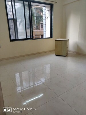 Room in 2 BHK Apartment at Sanghvi Heights, Wadala – for Rent