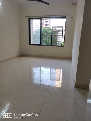 Bedroom in 2 BHK Apartment at Sanghvi Heights, Wadala – for Rent
