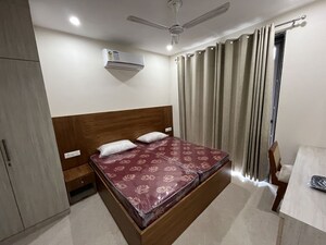 Bedroom in 1 BHK Builder Floor at Sector 42 – for Rent