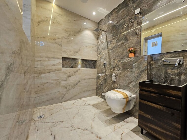 Bathroom, ambala highway 3 Bedroom 150 Sq.Yd. Apartment In Ambala Highway Zirakpur 10312515