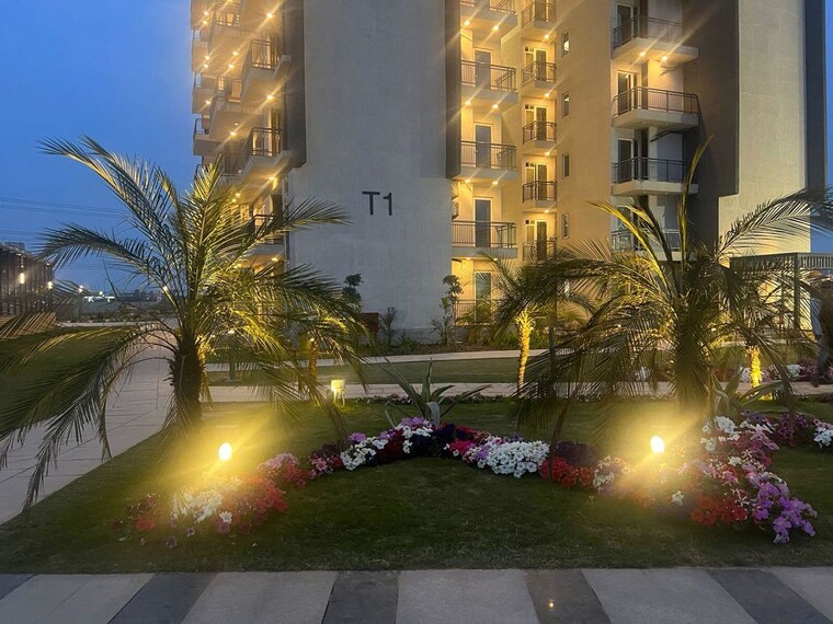 Exterior View, godrej-meridien 3 Bedroom 1855 Sq.Ft. Apartment In Sector 106 Gurgaon 10312532