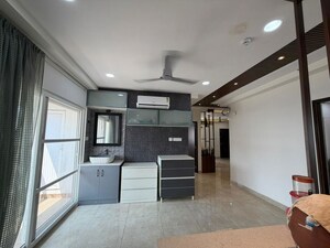 Room in 2.5 BHK Apartment at Kalpataru Residency, Sanath Nagar – for Rent