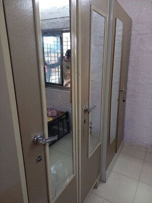 Bathroom in 1.5 BHK Apartment at Andheri West – for Rent