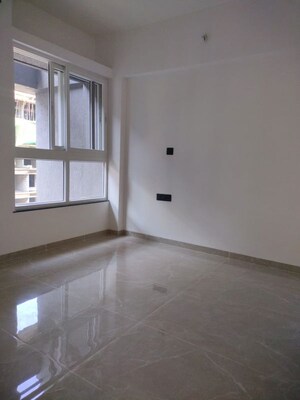 Room in 3.5 BHK Apartment at Gera World of Joy, Kharadi – for Rent