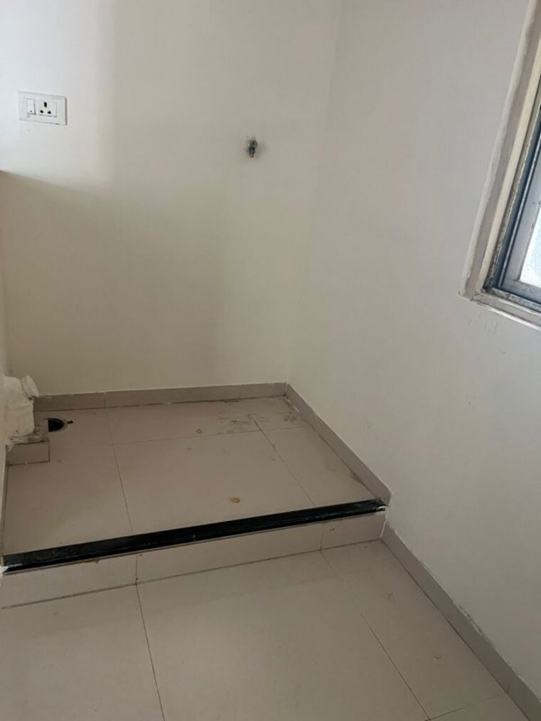 Bathroom, nyati-evita 3 Bedroom 1600 Sq.Ft. Apartment In Dhanori Pune 10312574
