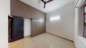 Room in 2 BHK Apartment at Prestige Ferns Residency, Harlur – for Sale