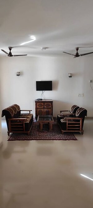 Living Room in 2 BHK Apartment at Piyush Heights, Sector 89 – for Rent