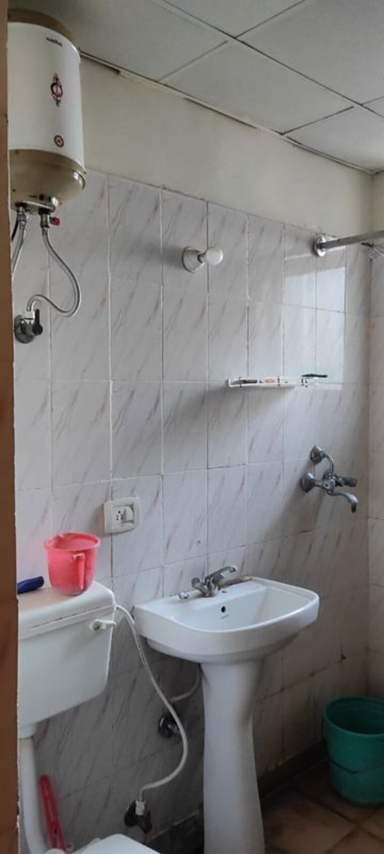 Bathroom, piyush-heights 2 Bedroom 1345 Sq.Ft. Apartment In Sector 89 Faridabad 10312605