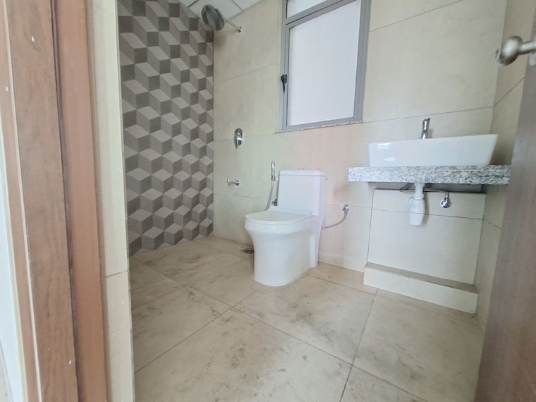 Bathroom, kalpataru-immensa-b 2 Bedroom 664 Sq.Ft. Apartment In Kolshet Road Thane 10312614