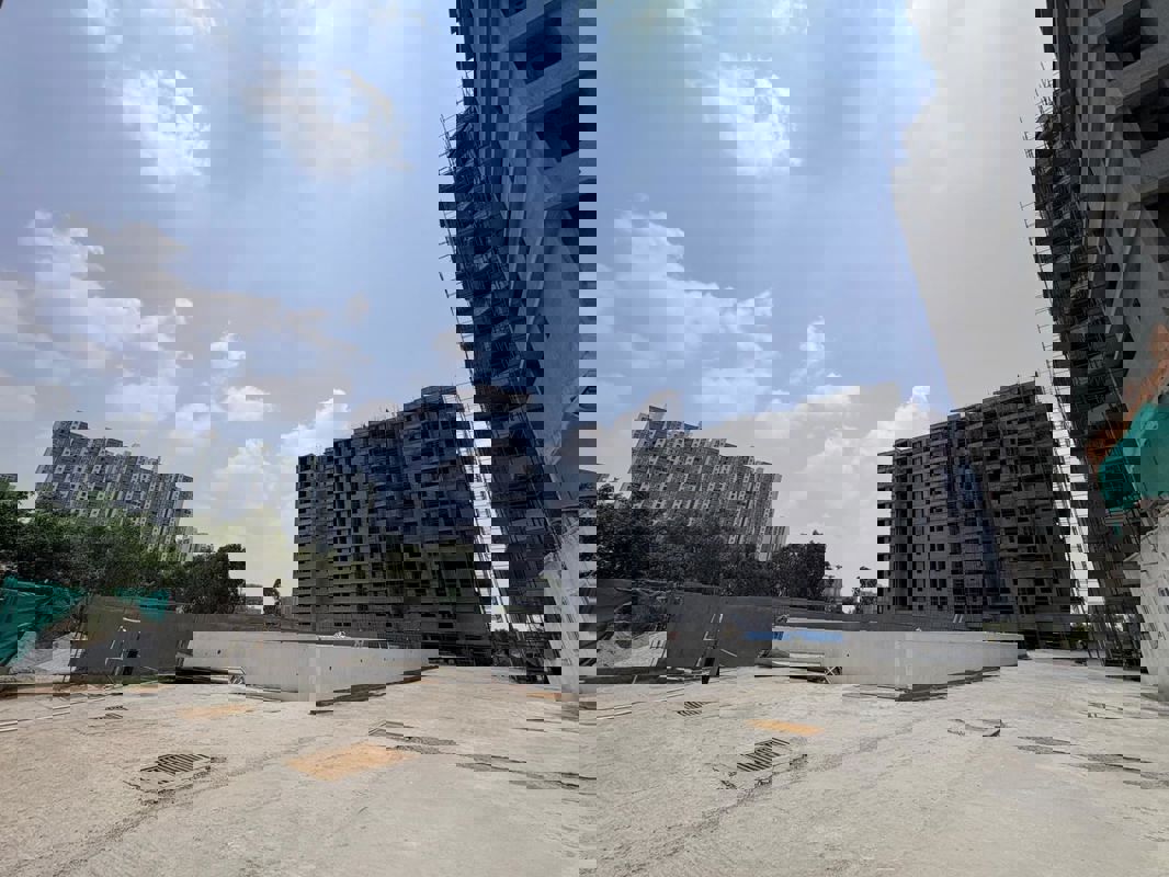 2 BHK + Servant Room,Study Room,Extra Room,Basement 1474 Sq.Ft. Apartment in Meda The Water Edge