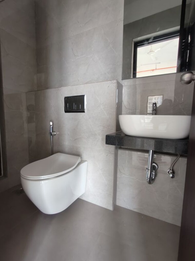 Bathroom, raymond-ten-x-habitat 1 Bedroom 450 Sq.Ft. Apartment In Pokhran Road No Two Thane 10312672