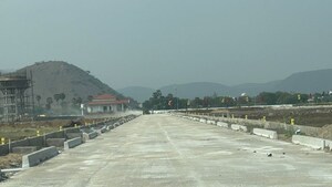  Plot For Sale in Pathapadu