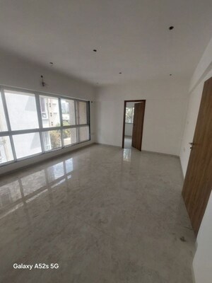 Room in 2 BHK Apartment at Trishabh Greens, Chembur – for Rent