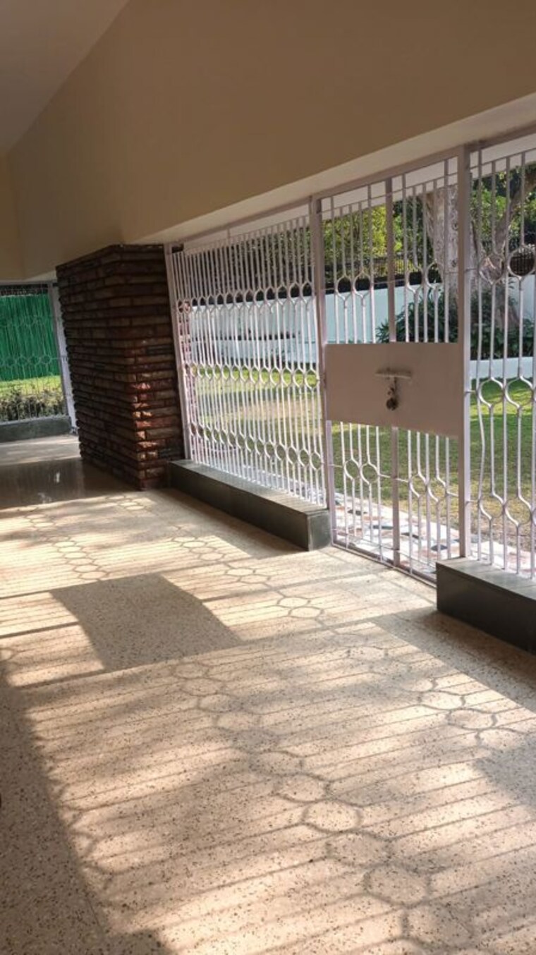 Exterior View, safdarjung enclave 3 Bedroom 318 Sq.Yd. Builder Floor In Safdarjung Enclave Delhi 10312744