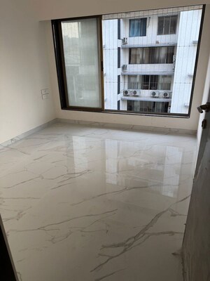 Room in 3 BHK Apartment at Shubham Trident, Chembur – for Rent