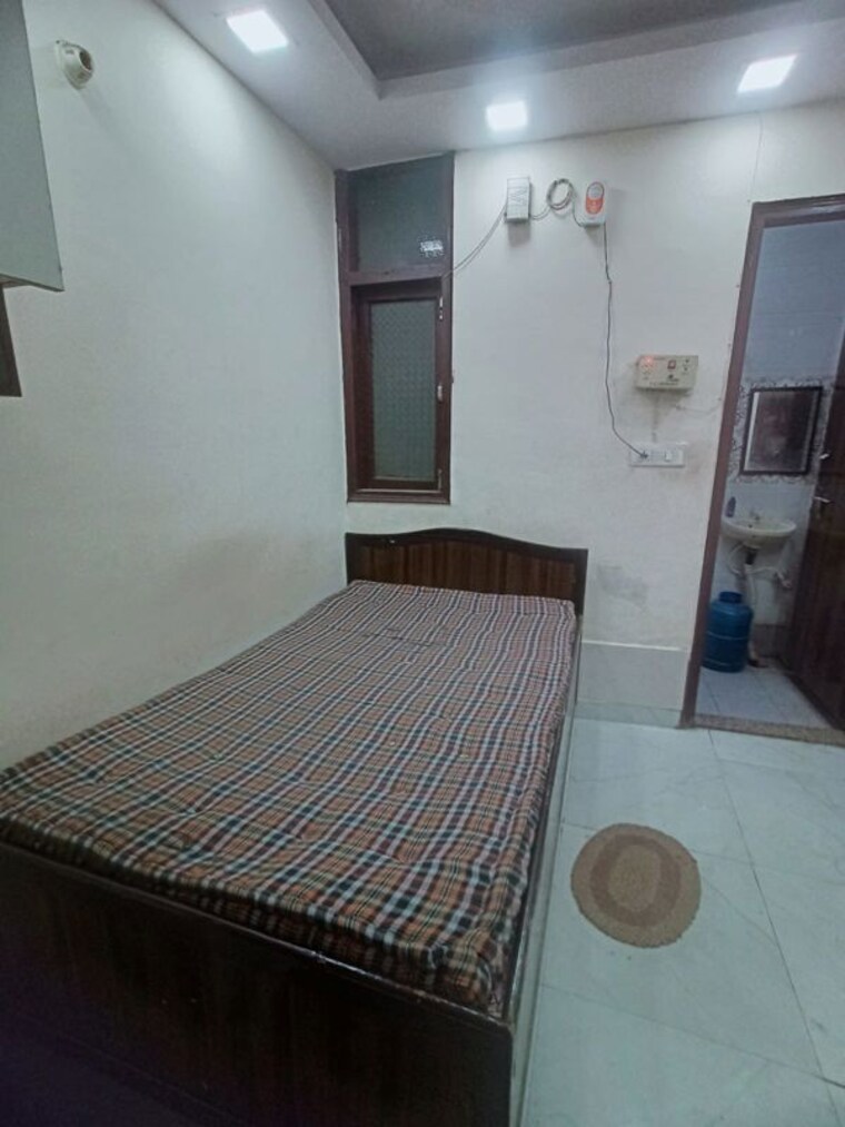 Bedroom, govindpuri 1 RK 300 Sq.Ft. Builder Floor In Govindpuri Delhi 10312765