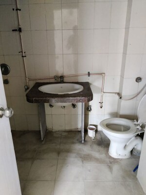 Bathroom in 2 BHK Apartment at Garden View Apartment, Goregaon East – for Rent
