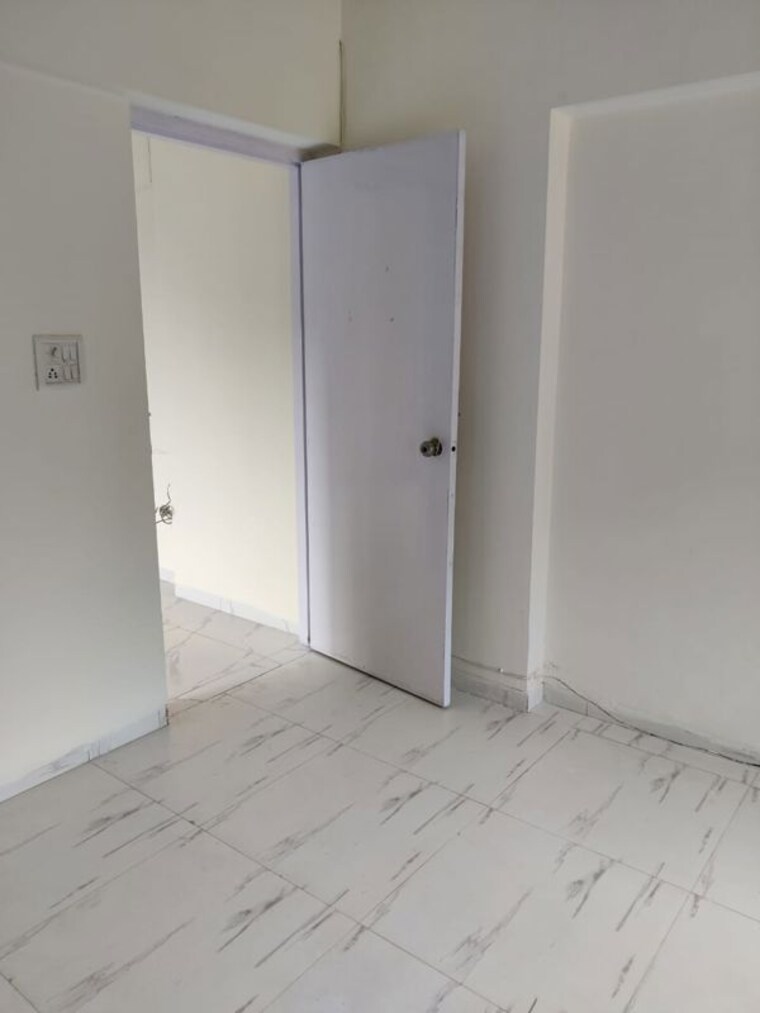 Room, garden-view-apartment 2 Bedroom 550 Sq.Ft. Apartment In Goregaon East Mumbai 10312802