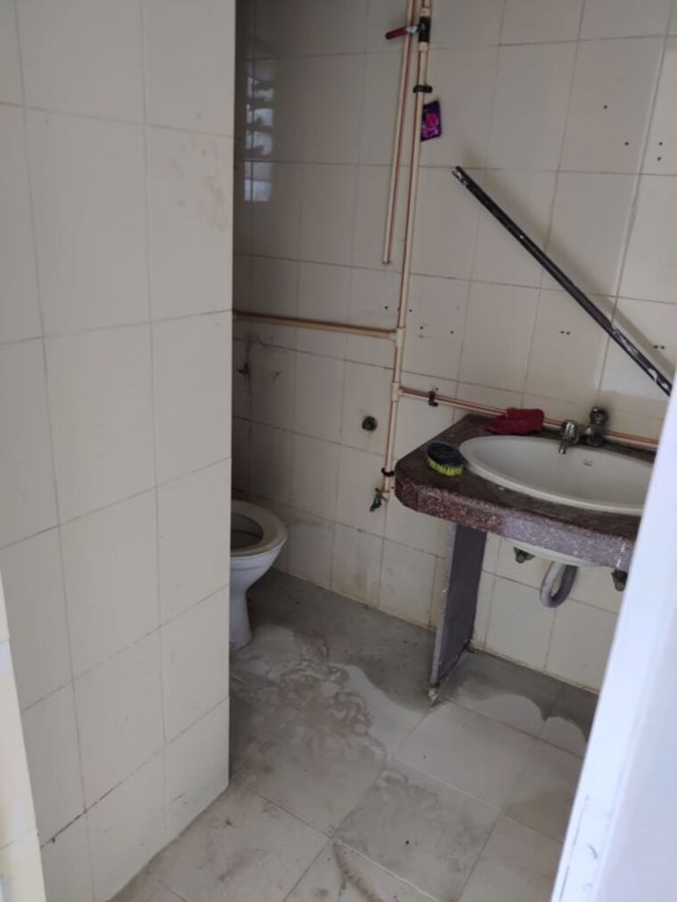 Kitchen, garden-view-apartment 2 Bedroom 550 Sq.Ft. Apartment In Goregaon East Mumbai 10312802