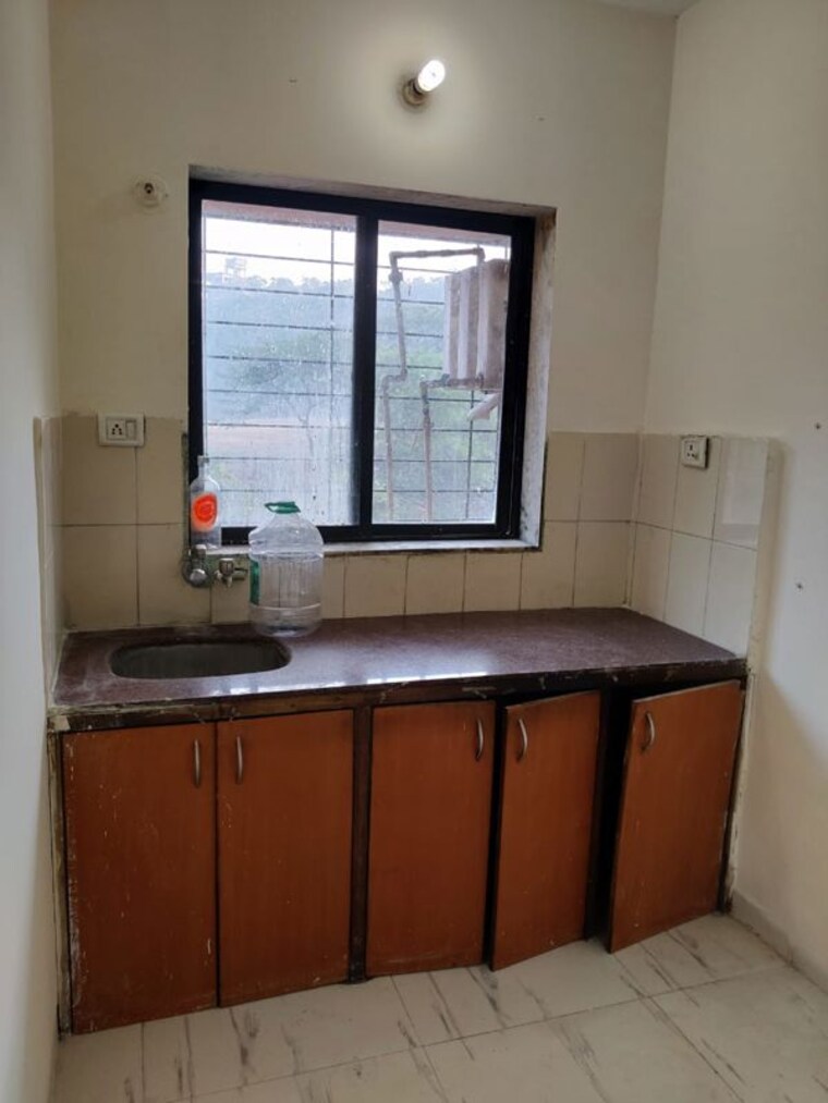 Kitchen, garden-view-apartment 2 Bedroom 550 Sq.Ft. Apartment In Goregaon East Mumbai 10312802