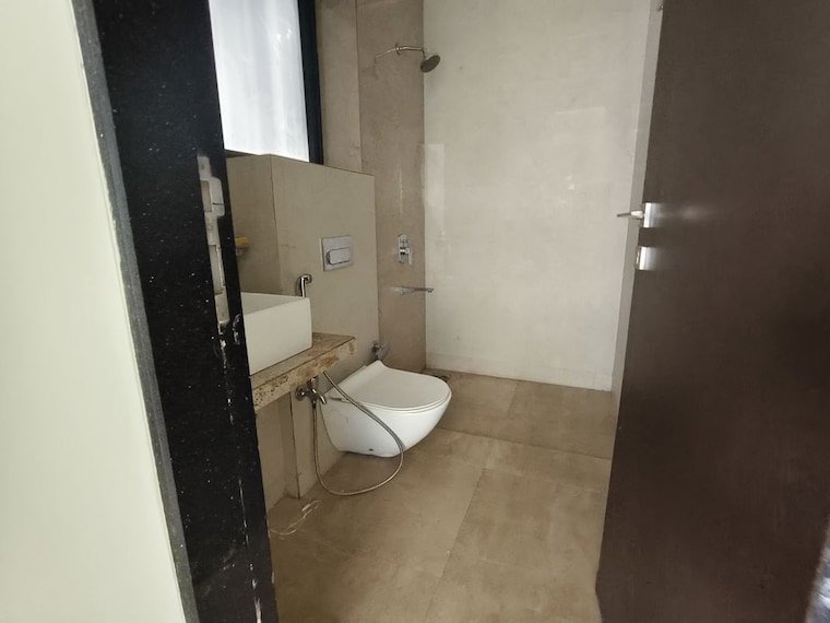 Bathroom, kolte-patil-verve 2 Bedroom 720 Sq.Ft. Apartment In Bangur Nagar Mumbai 10312814