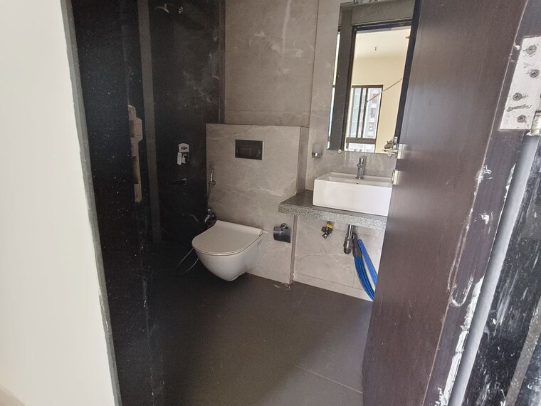Bathroom, kolte-patil-verve 2 Bedroom 720 Sq.Ft. Apartment In Bangur Nagar Mumbai 10312814
