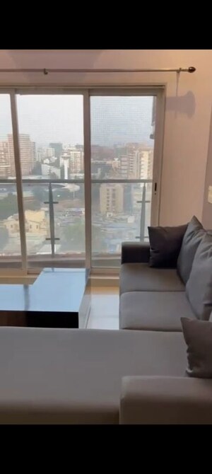 Room in 3 BHK Apartment at Dev Eversun DLH Junction, Andheri West – for Sale