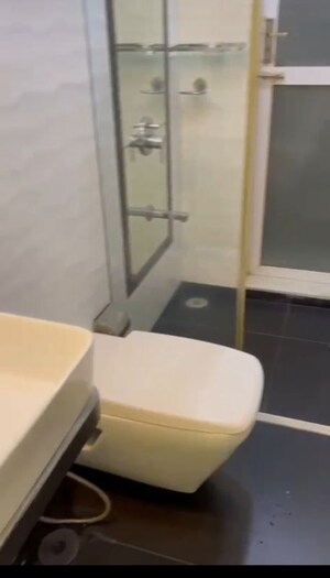 Bathroom in 3 BHK Apartment at Dev Eversun DLH Junction, Andheri West – for Sale