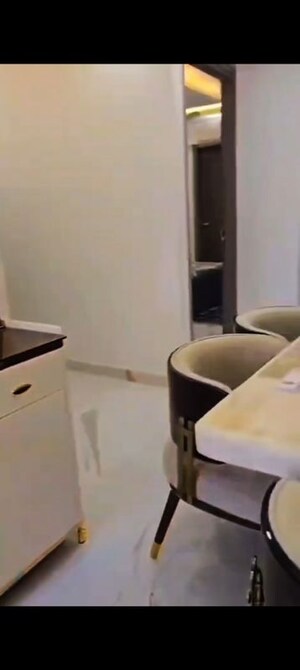 Team Area in 3.5 BHK Builder Floor at M3M Soulitude, Sector 89 – for Sale