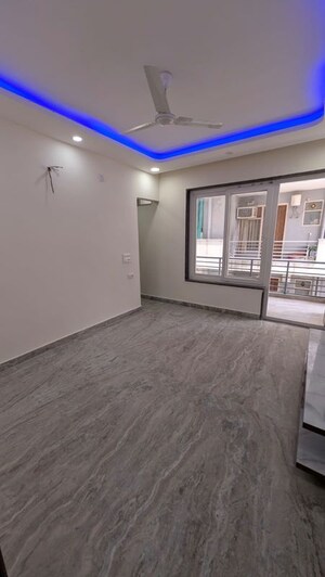 Room in 2 BHK Builder Floor at Ardee City, Sector 52 – for Rent