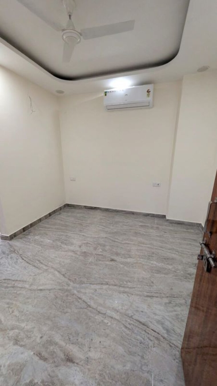 Room, ardee-city 2 Bedroom 1200 Sq.Ft. Builder Floor In Sector 52 Gurgaon 10312856