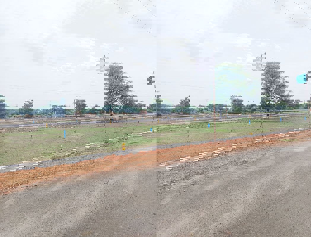 Plot For Sale in Woraiyur