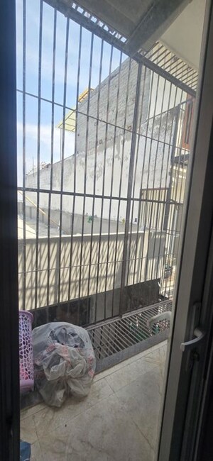 Balcony in 3 BHK Builder Floor at Puri Kohinoor, Sector 89 – for Rent